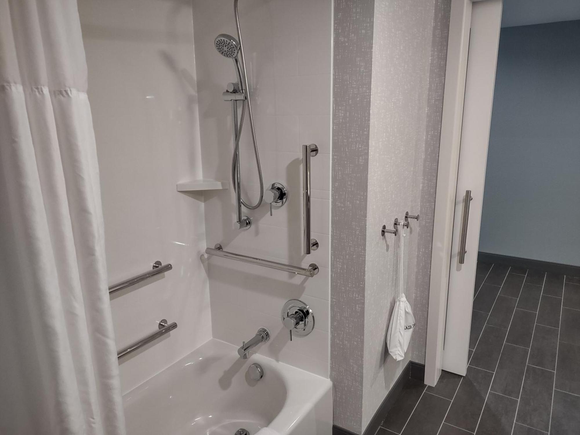 Hampton Inn & Suites Pittsburgh New Stanton Pa Εξωτερικό φωτογραφία